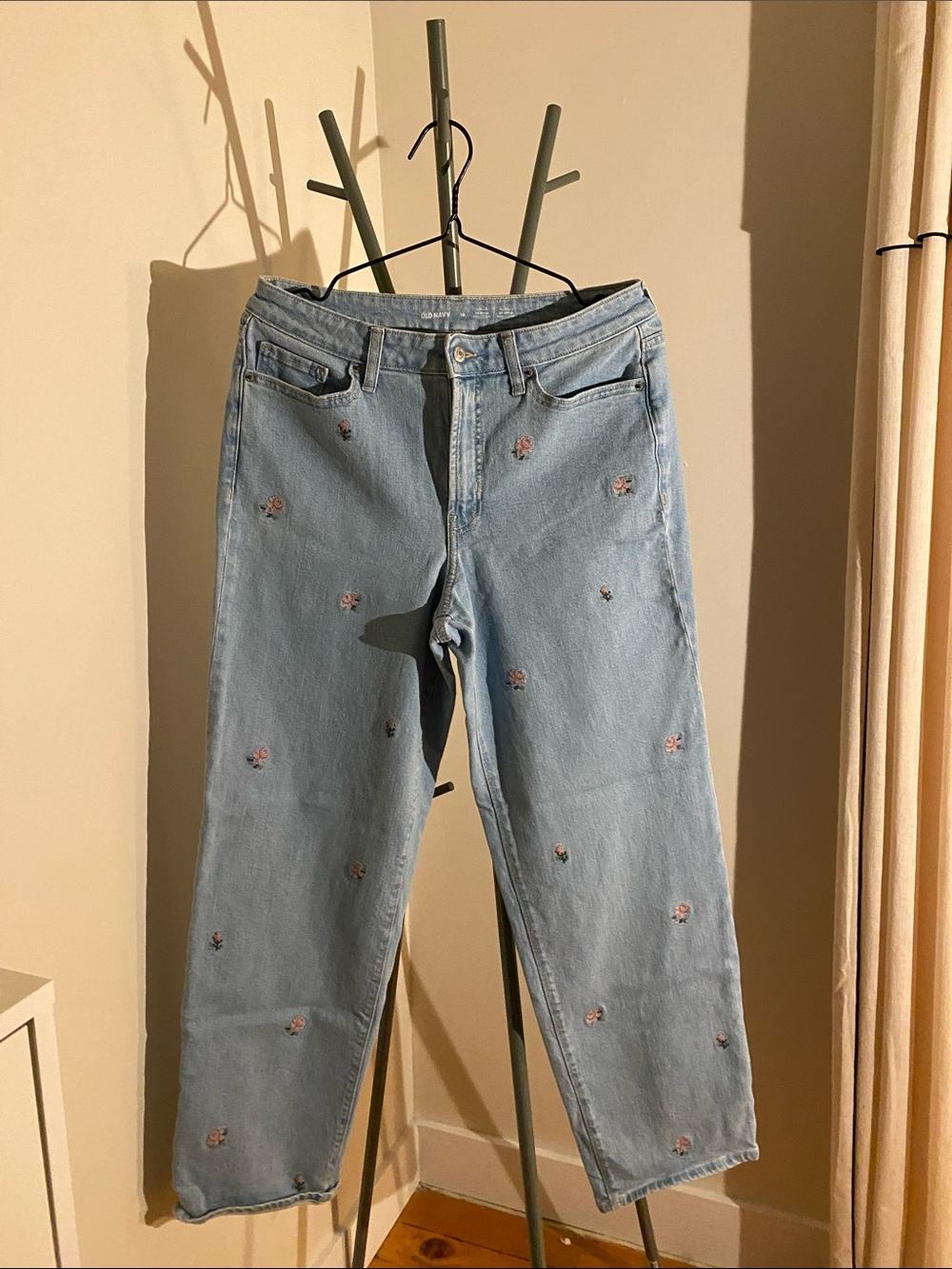 Old Navy Straight-Leg Jeans with Embroidered Flowers